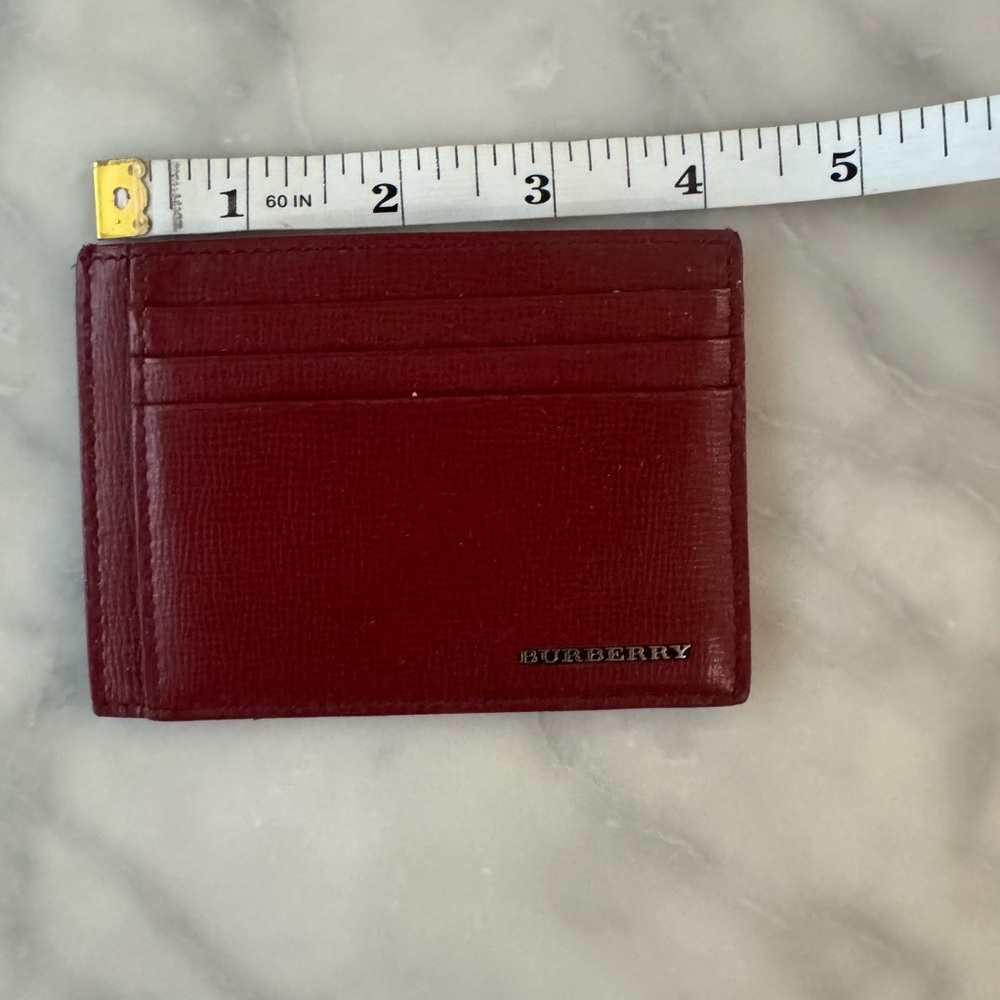 Burberry Leather Card Holder in Red (4.25x3’)  mint condition - Picture 4 of 7